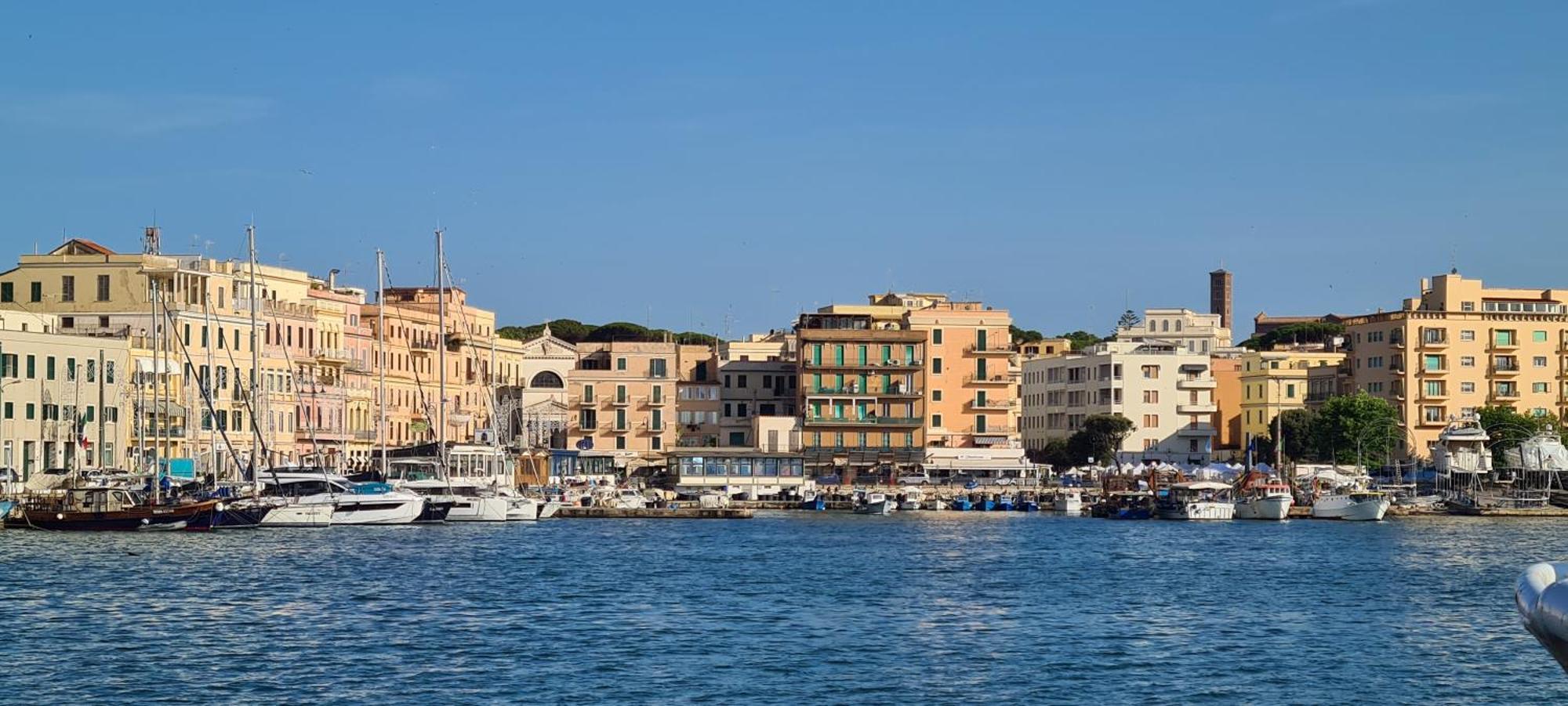 آنسيو La Maison Sul Porto المظهر الخارجي الصورة